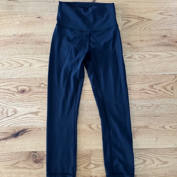 Lululemon Wunder Under Crop 21" Hi-Rise (Size 2) - Picture 4 of 10
